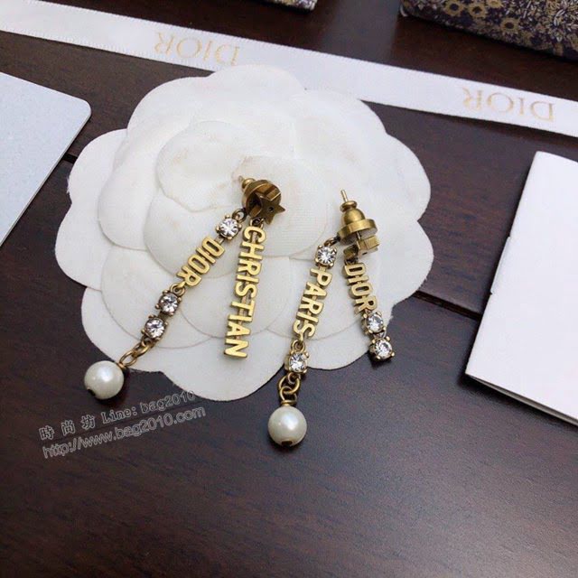 Dior飾品 迪奧經典熱銷款迪奧字母耳釘耳環  zgd1457